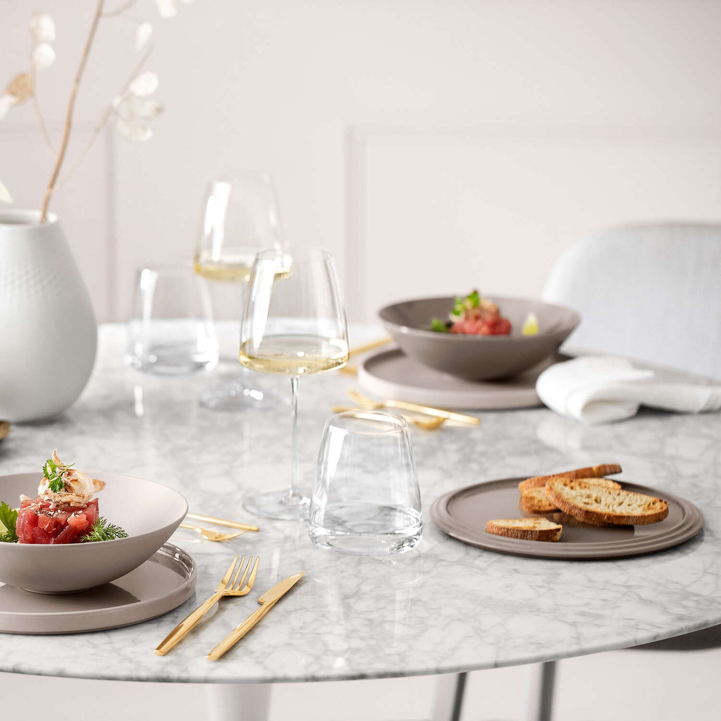 La Boule: Dinner set