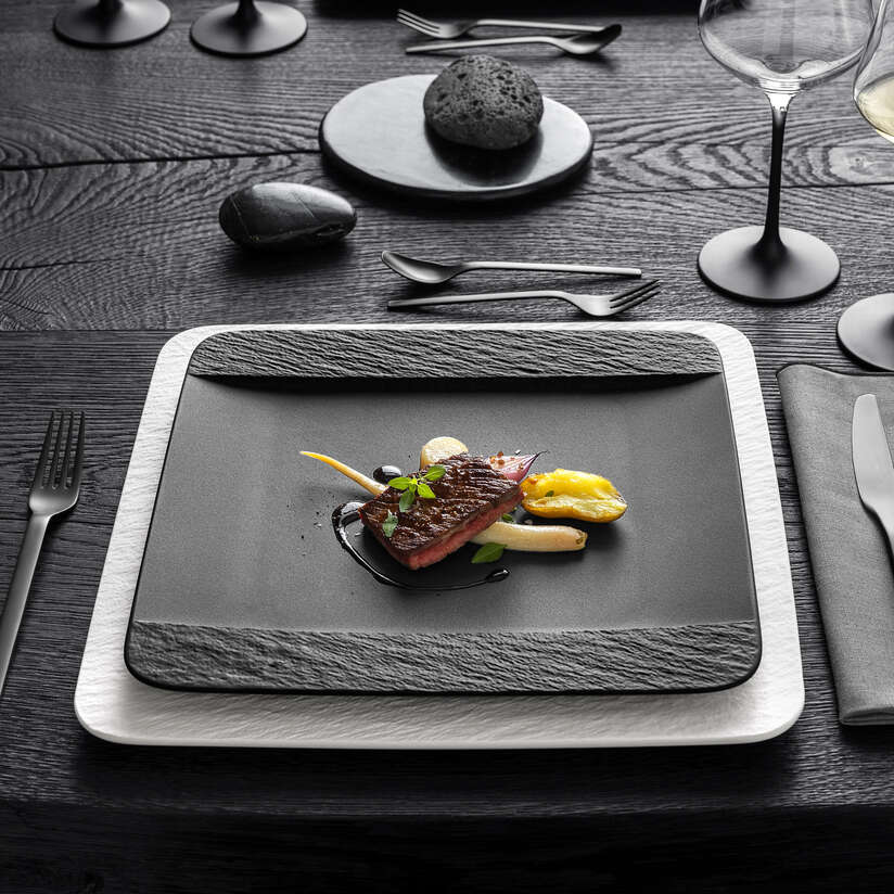Manufacture Rock Square Flat Plate, 28 cm