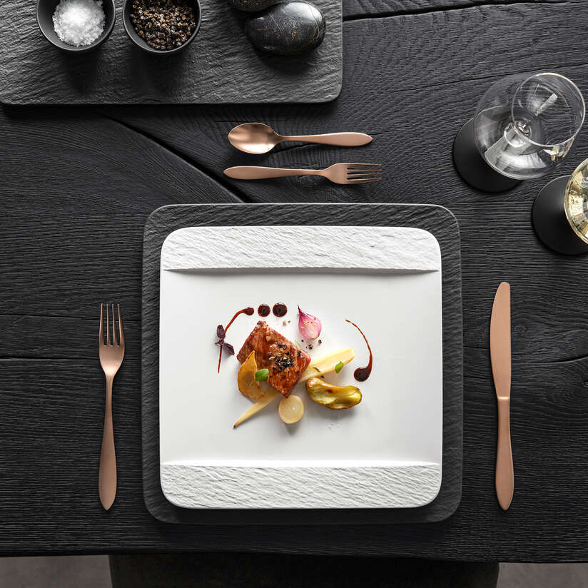 Manufacture Rock Square Flat Plate, 28 cm