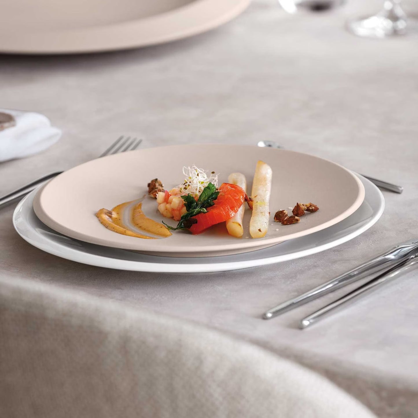 NewMoon Beige Salad Plate, 24cm