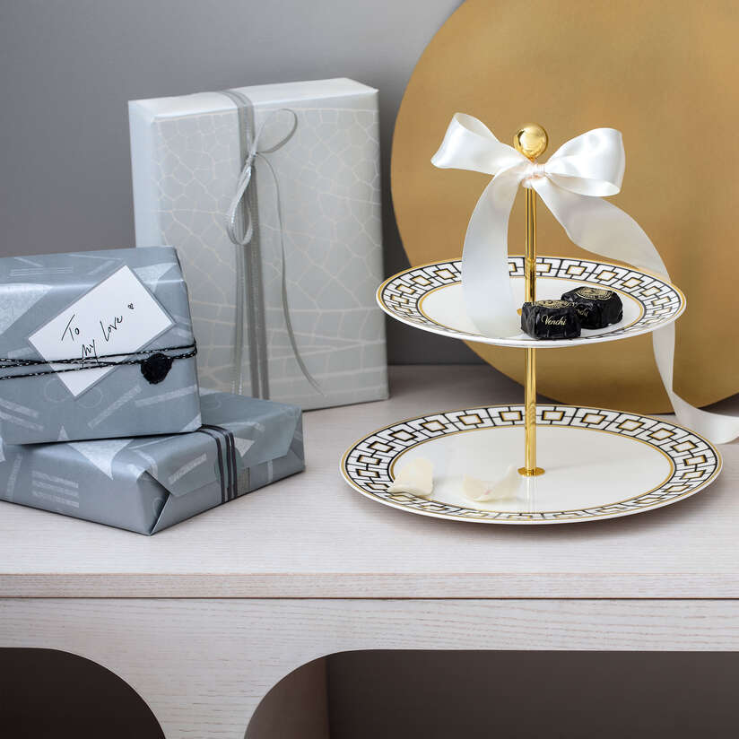 MetroChic Tray Stand