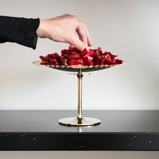 Edges, Cake Stand