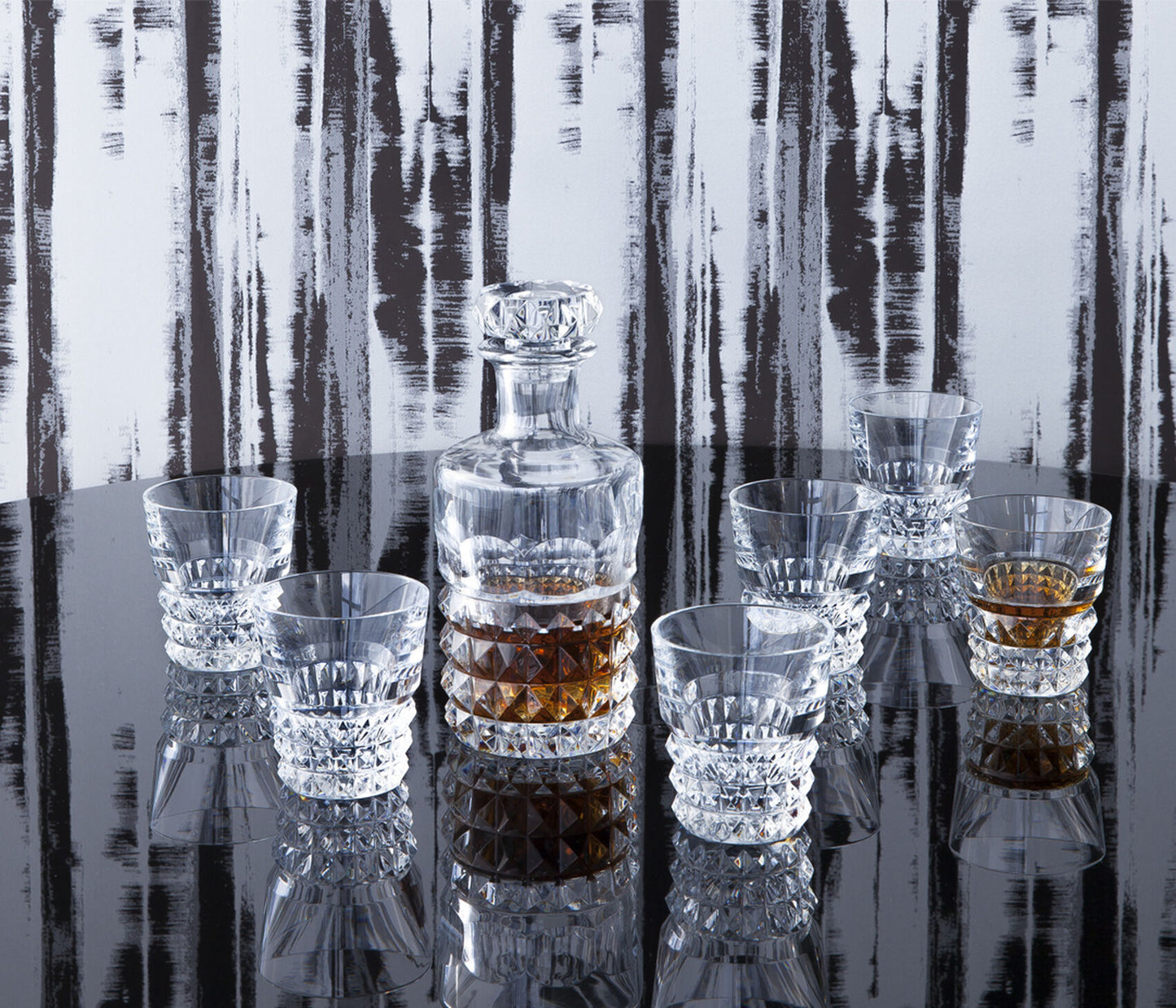 Louxor Tumblers & Carafe Bar Set