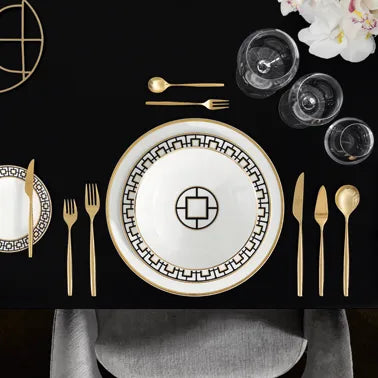 30-PC MetroChic D'Or Cutlery set