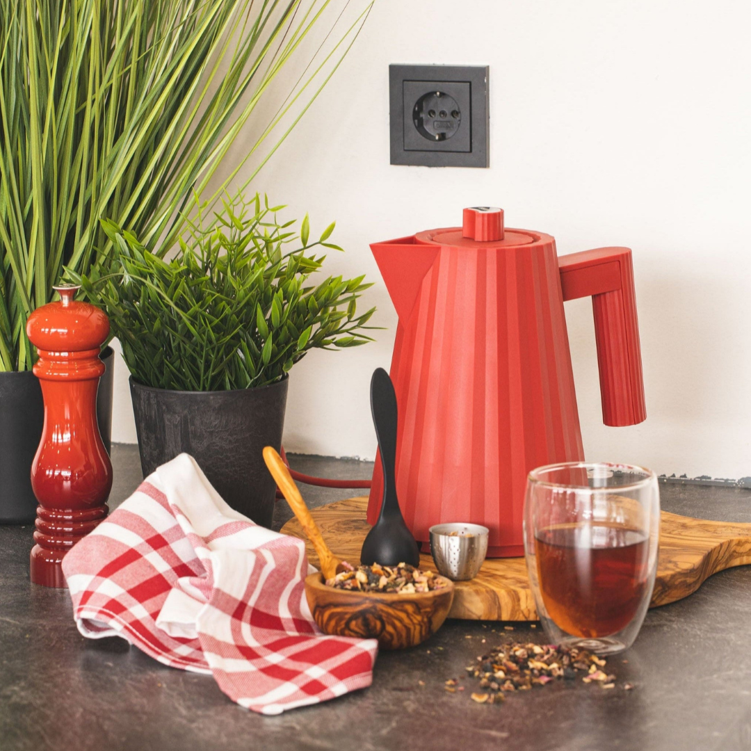 Plissé Electric Kettle 1L