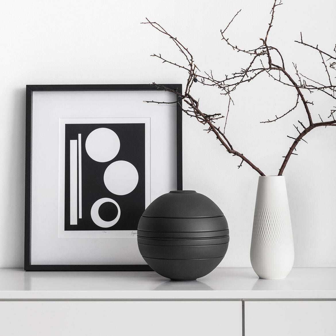 La Boule, Black