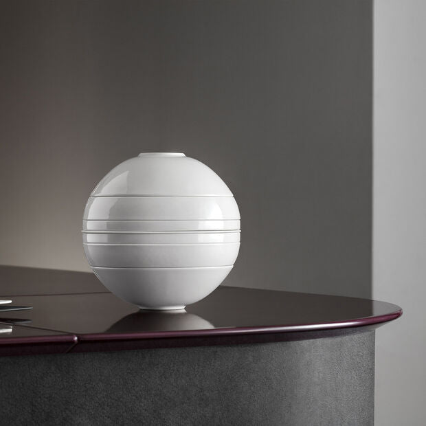 La Boule, White