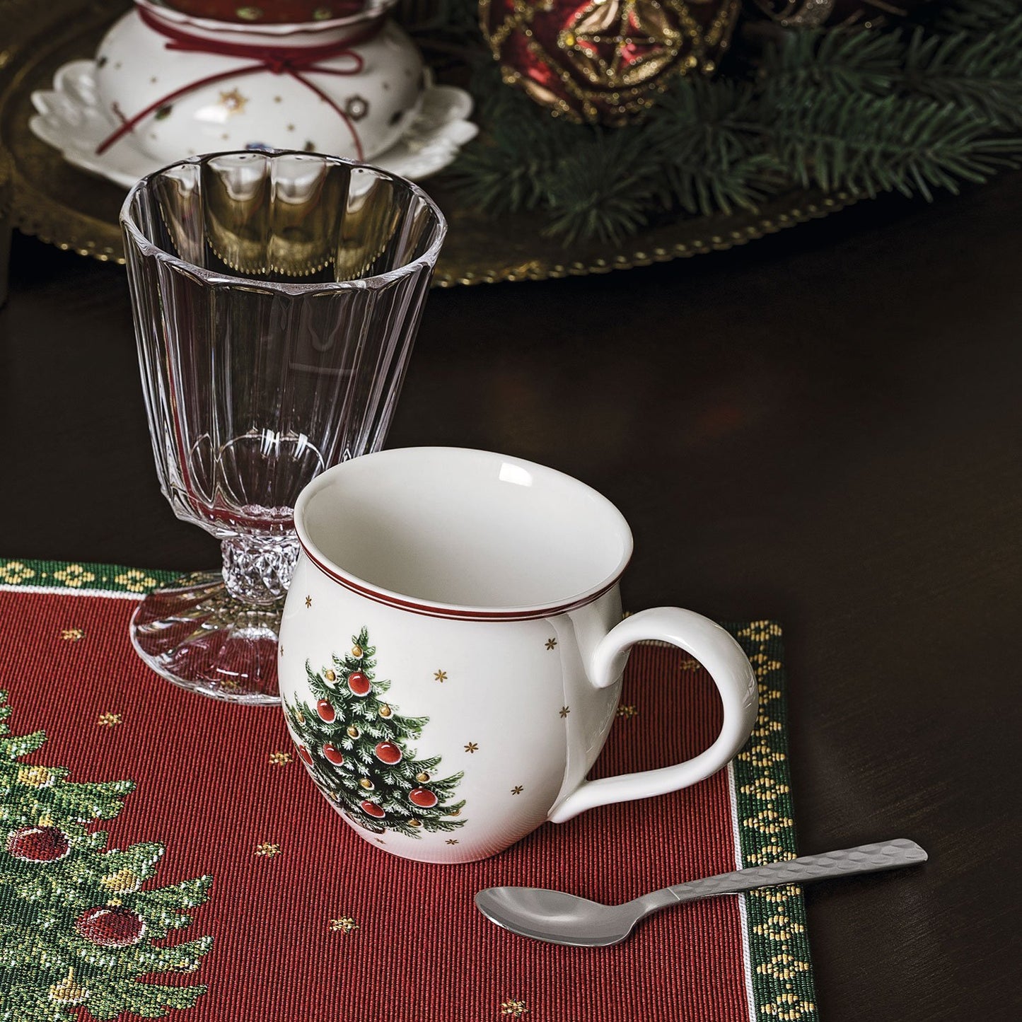 Toy's Delight Mug Christmas Tree