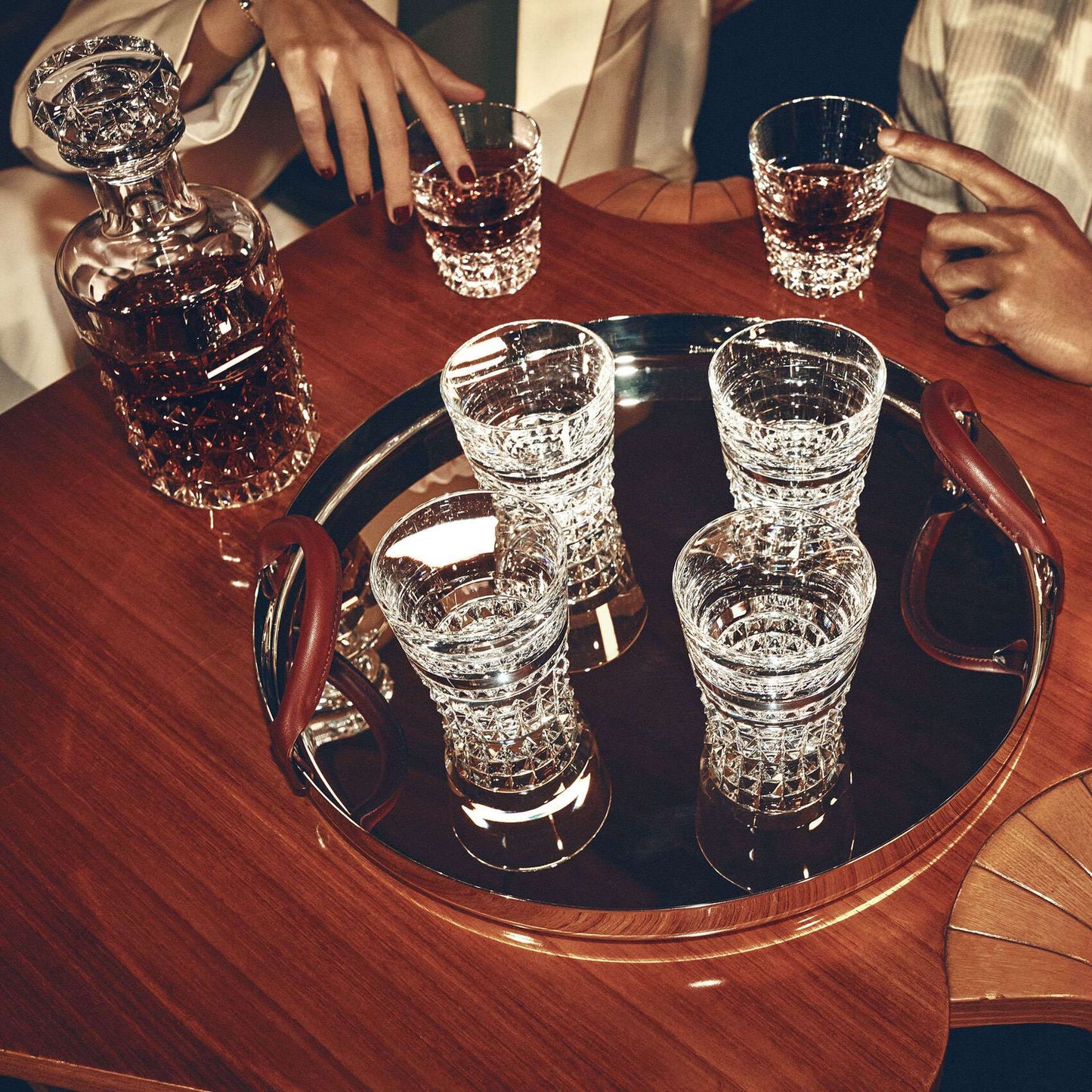 Louxor Tumblers & Carafe Bar Set