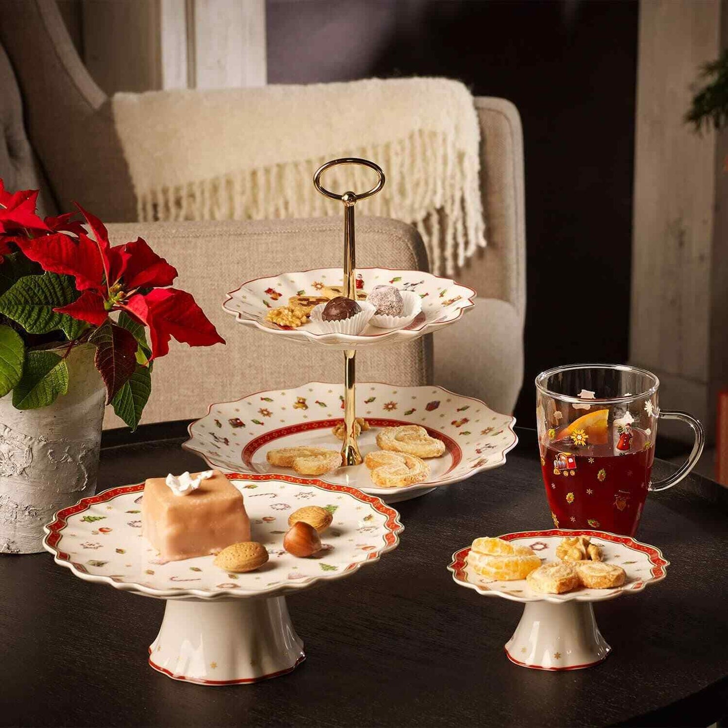 Toy's Delight Footed Cake Plate, small 21cm