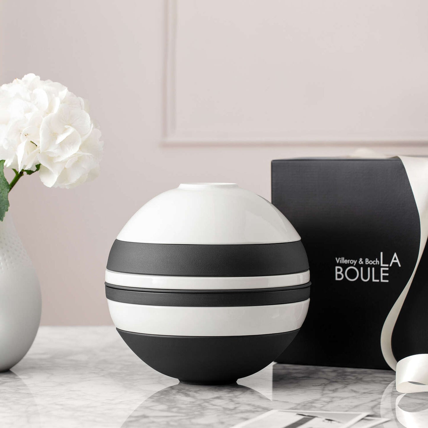 La Boule: Dinner set