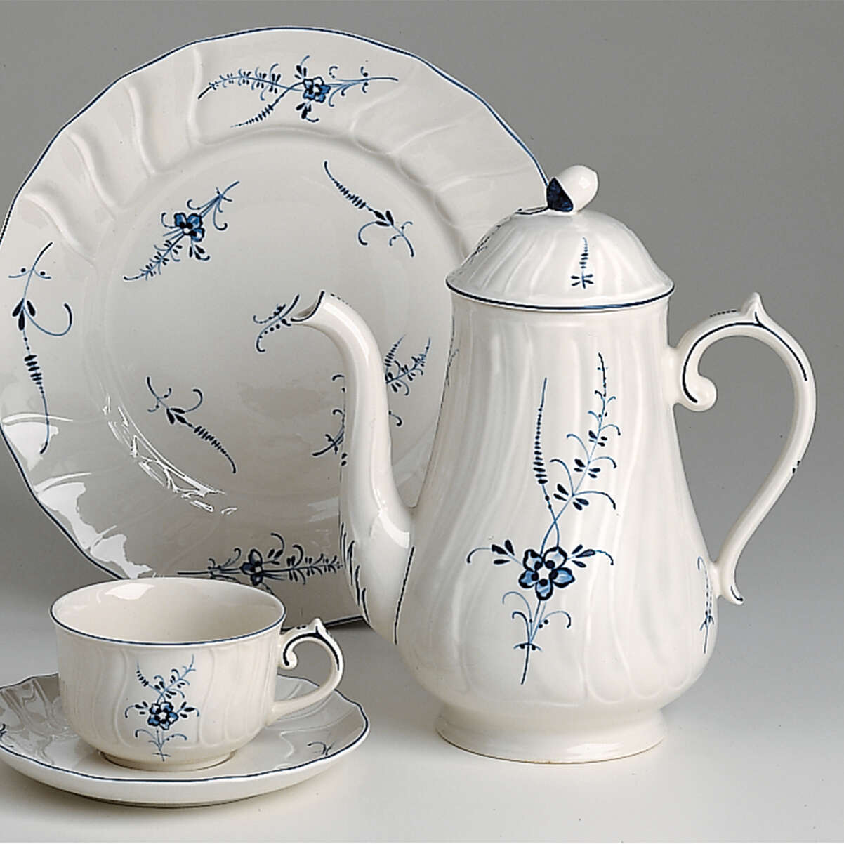 Old Luxembourg Tea cup saucer