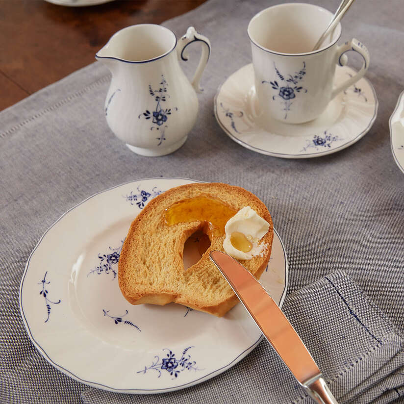 Old Luxembourg Creamer