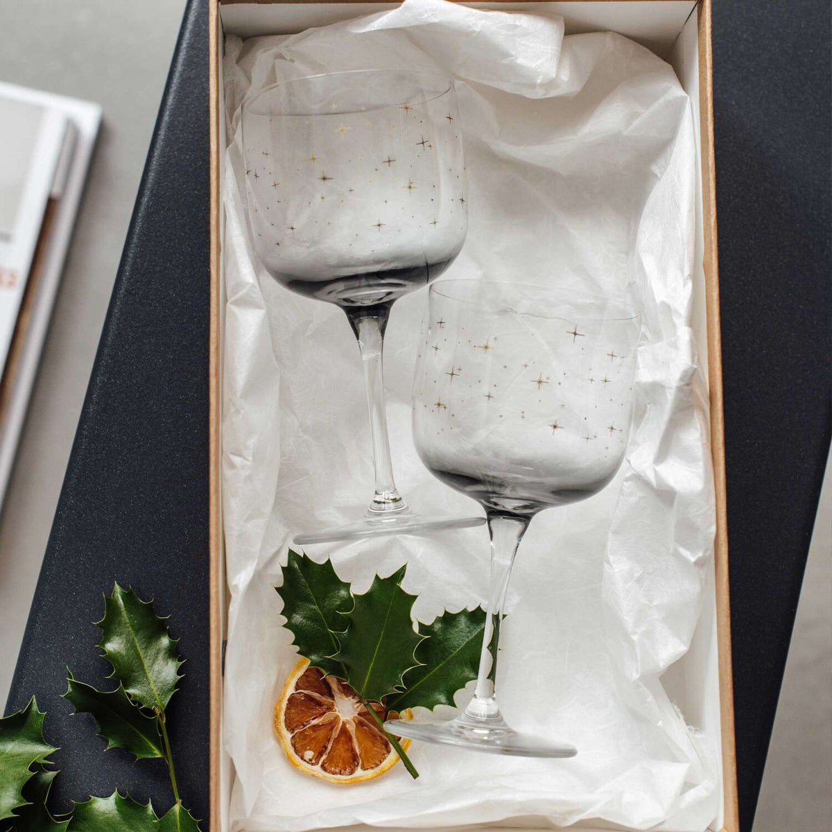 Winter Glow Wine Glass