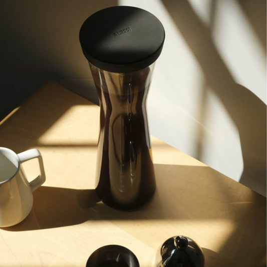 Mazagran: Cold brew coffee carafe, D. Brown