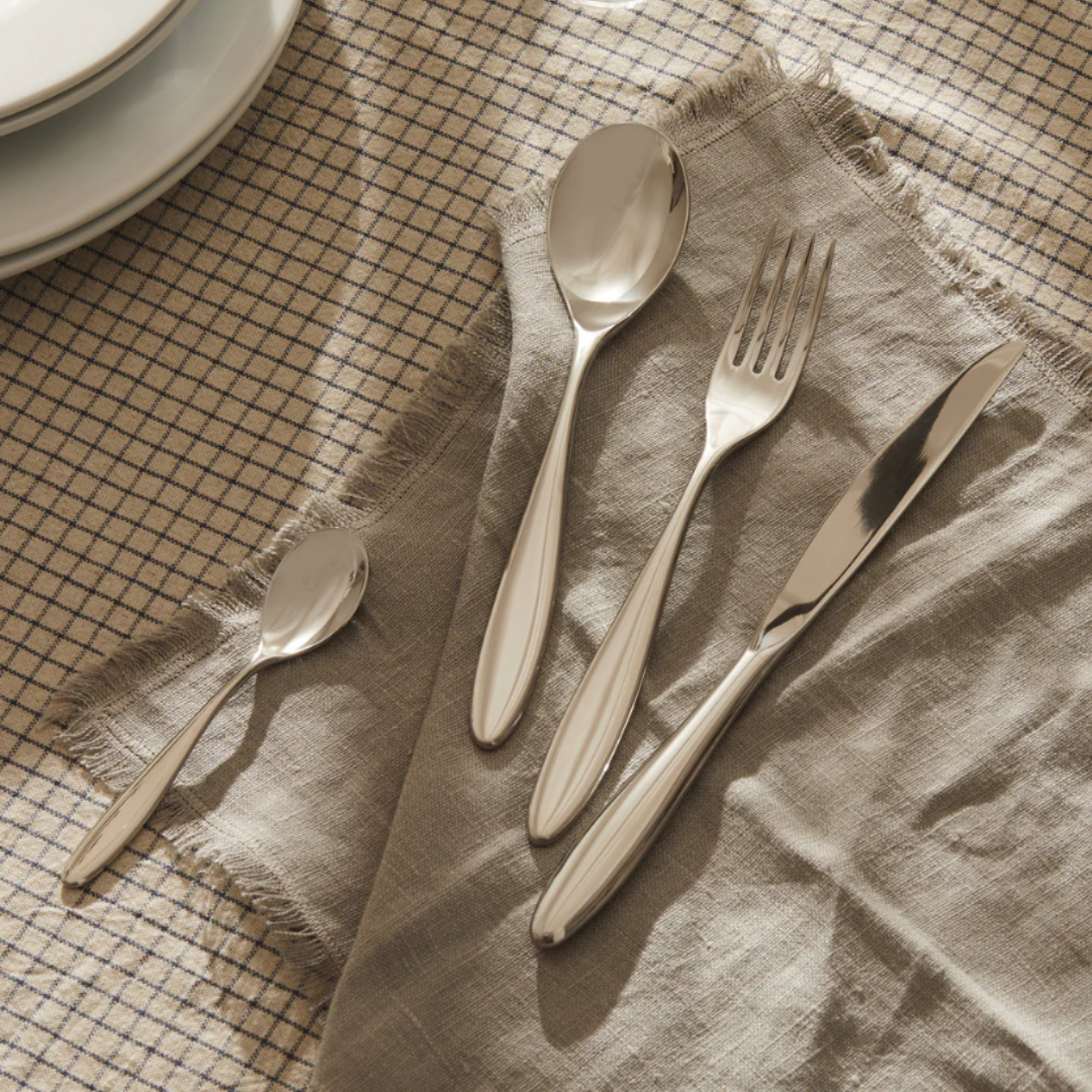 Mami Flatware Set in 18/10 Stainless Steel, Mirror Polished