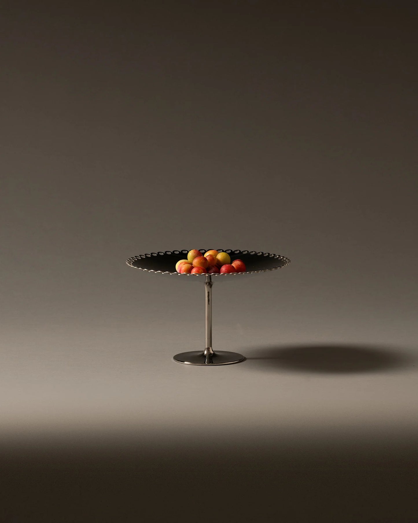 Edges, Cake Stand